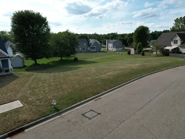 1935 Branch Pl, Lancaster, OH 43130