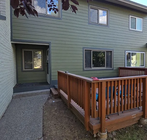 23 Cypress Ct — Photo 1
