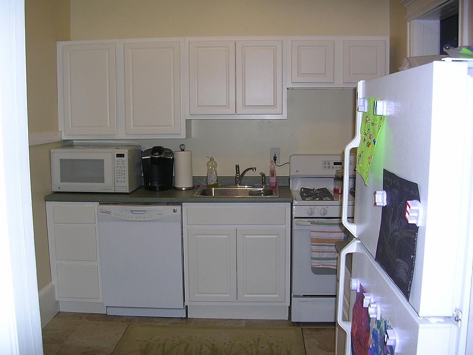 1st image of 322 Quail St APT 1
