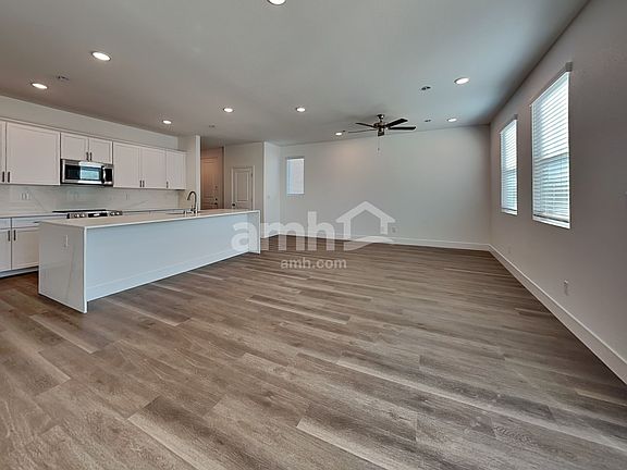 4th image of 8095 Braavos Peninsula Ave