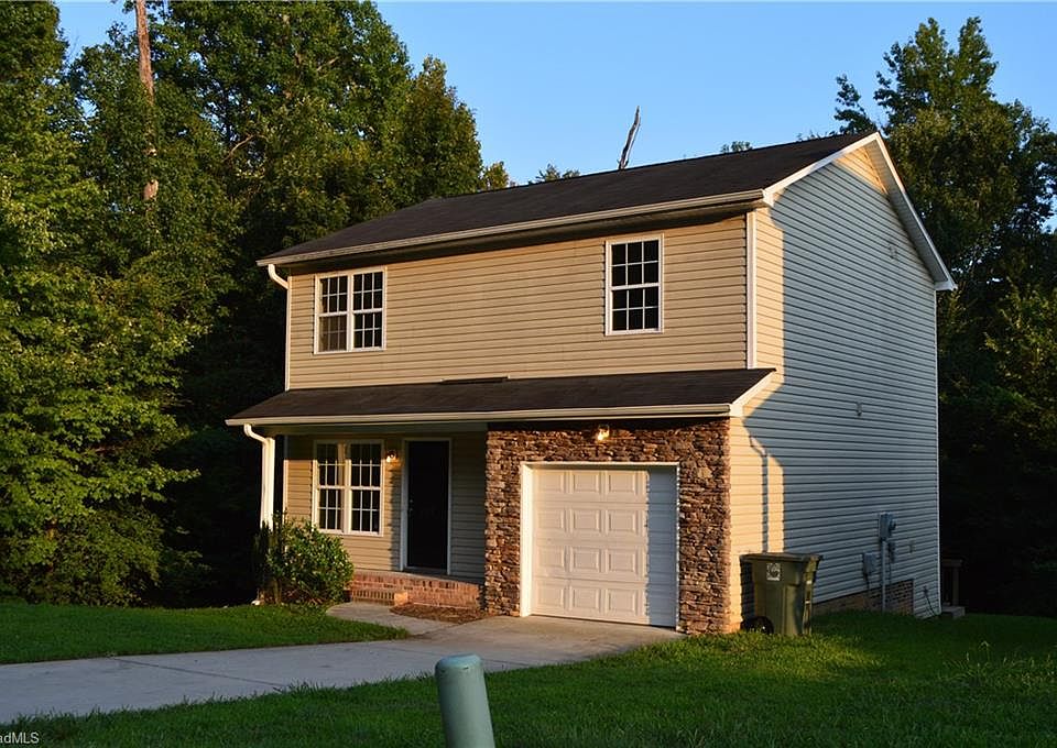 1st image of 4022 Mountainridge Dr