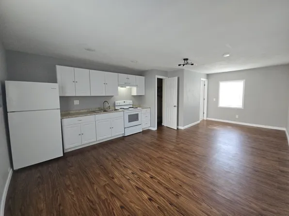 3226 SE Rockwood St #3226, Portland, OR 97222