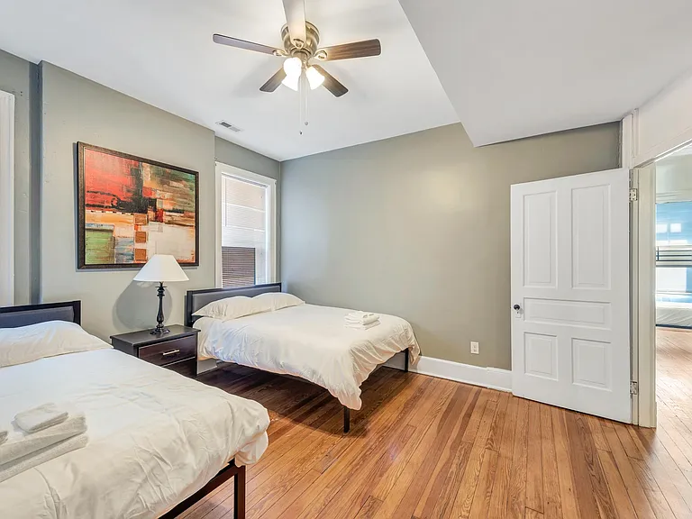 2107 Russell Blvd #2E — Photo 5