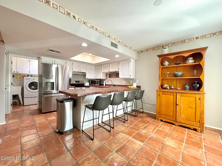 953 W Palma De Pina — Photo 11