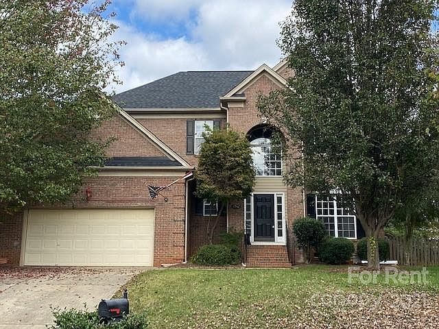 1st image of 11542 McGinns Trace Ct