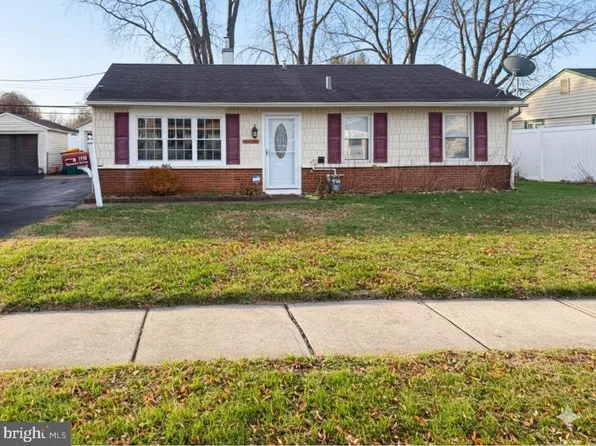 1706 Spencer Dr, Croydon, PA 19021