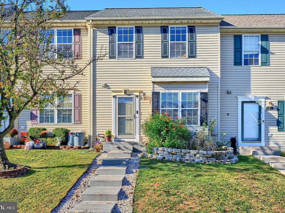 1st image of 5 Bellhurst Way