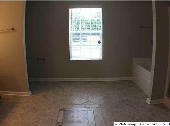 3rd image of 6078 Vera Ln