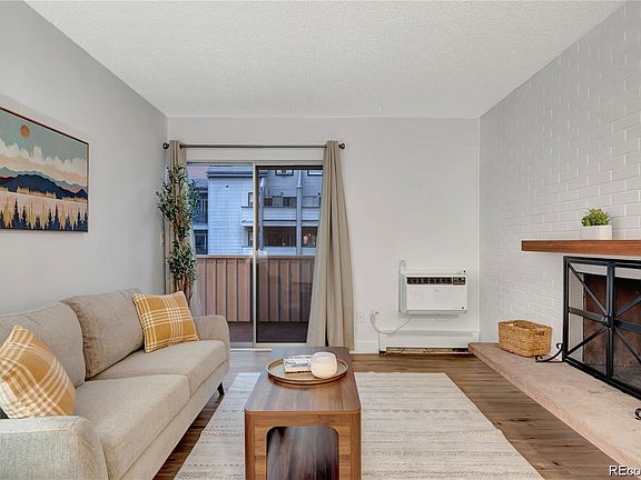 4th image of 4110 Hale Pkwy Parkway #4J