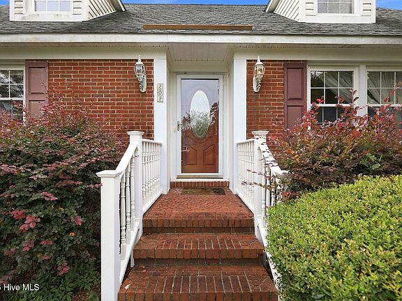 3rd image of 209 Deborah Place
