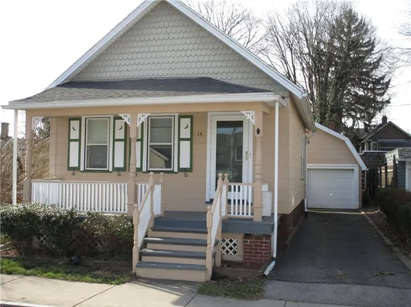 15 Bloomfield Pl, Rochester, NY 14620