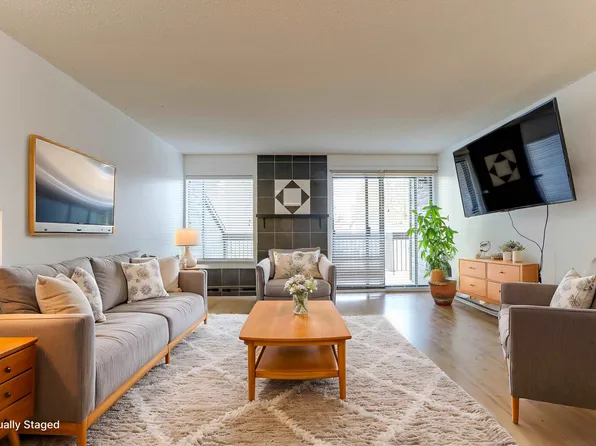 7831 No 1 Rd #205, Richmond, BC V7C 1T7