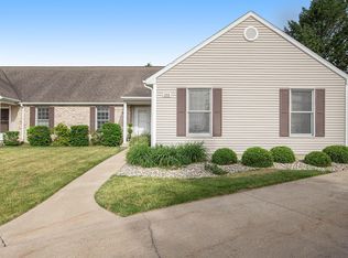 2918 Hunters Pl, Kalamazoo, MI 49048