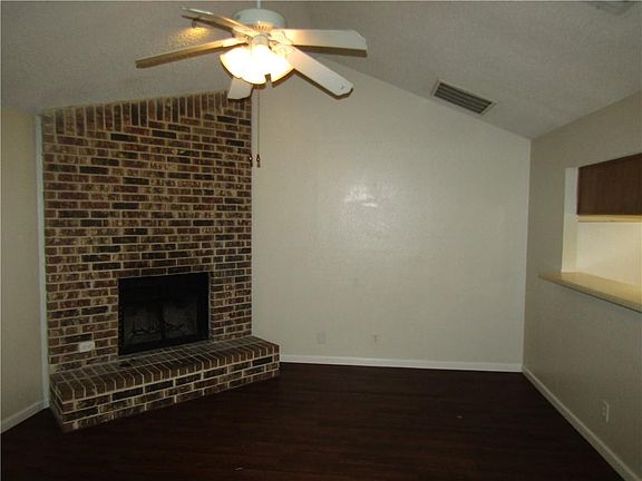 3rd image of 9217 Kempler Dr #A