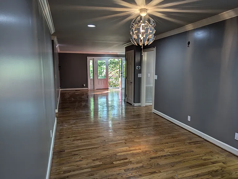 505 Winding Way — Photo 12