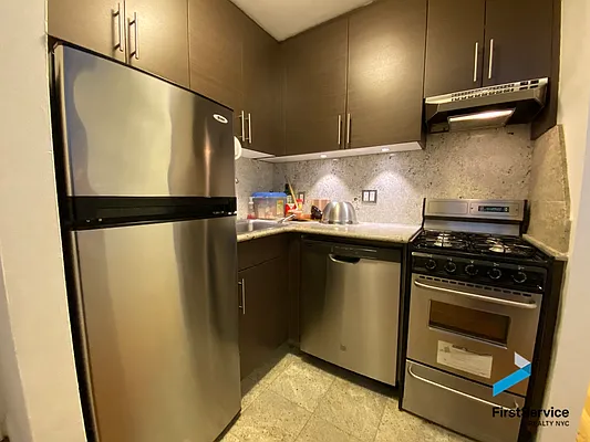 Rented by FirstService Realty (legacy) | media 18