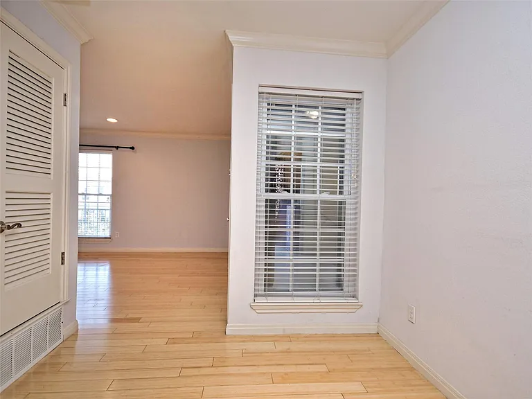 900 S Lamar Blvd #311 — Photo 7