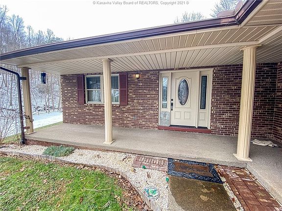 3rd image of 1653 White Oak Dr