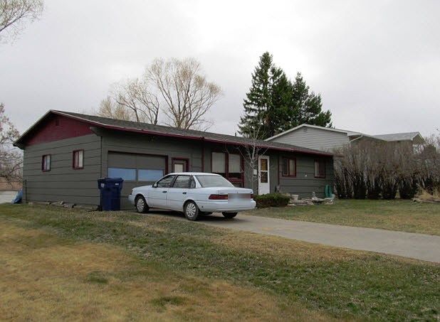 2nd image of 316 Riverview 4 W