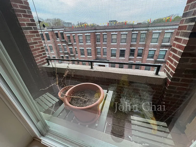 123 Sutherland Rd #N — Photo 19