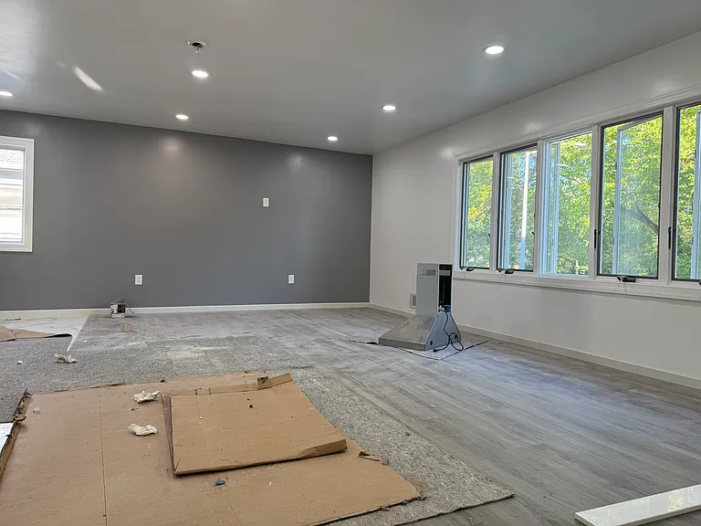 Hank Pl — Photo 2