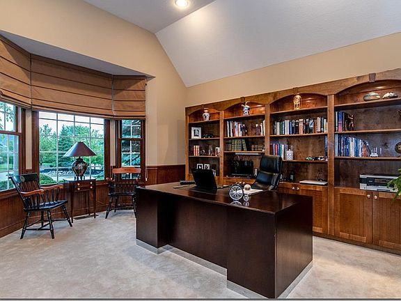 5th image of 7353 Bellerive Dr