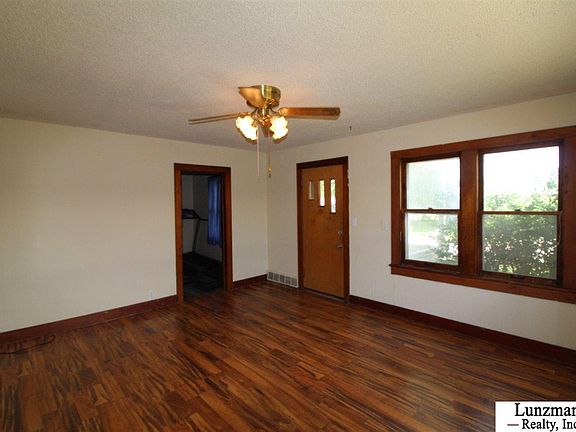 4th image of 1013 6th St