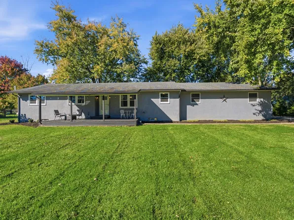 10322 York Rd, Etna, OH 43105