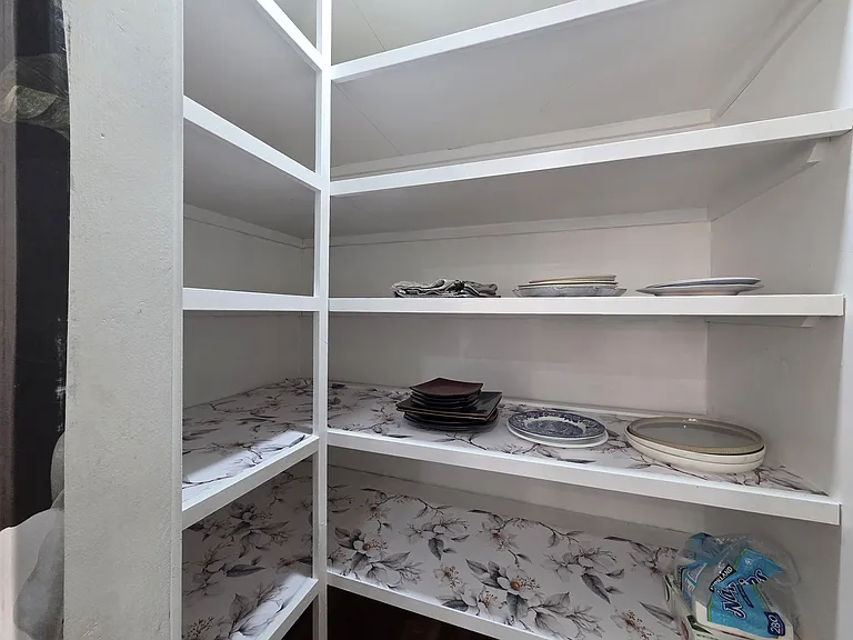 Walk-in Pantry