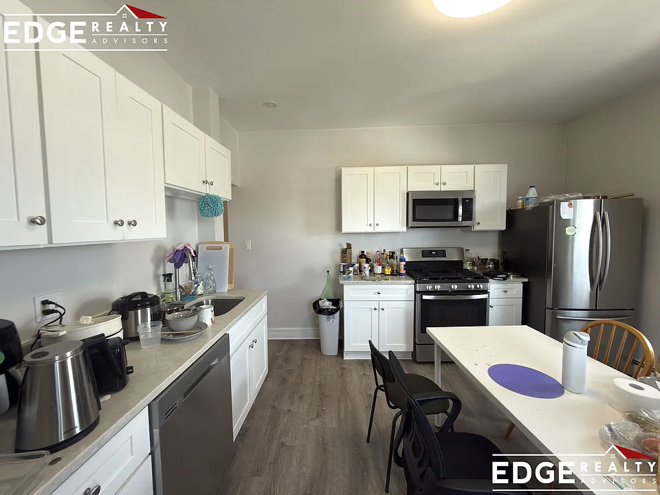 39 Union St #3A