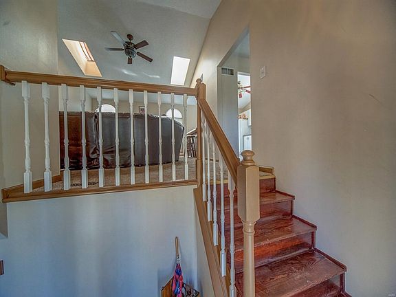 3rd image of 5816 Bridleford Ln