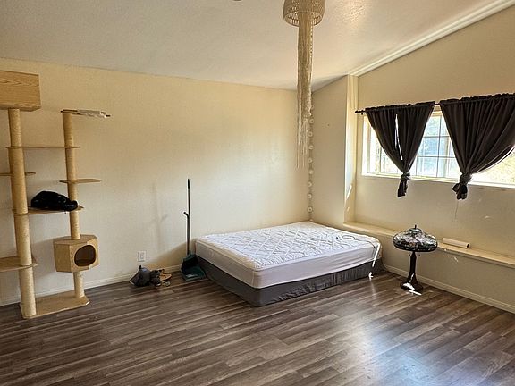 5th image of 5171 Alamosa Park Dr