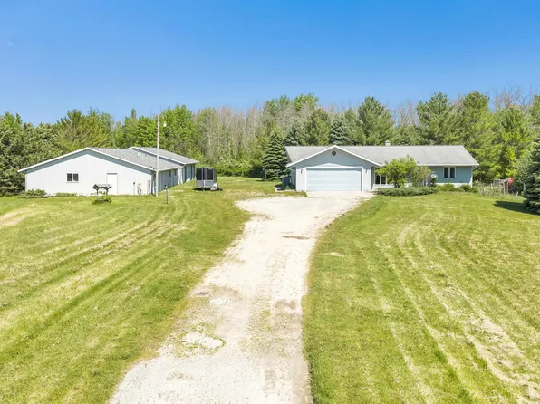 5397 Algoma Rd, New Franken, WI 54229