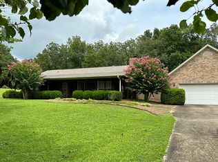 3306 Hogan Rd, Deatsville, AL 36022