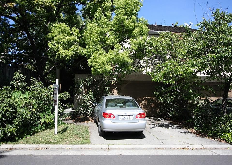 1st image of 4794 Lago Vista Cir