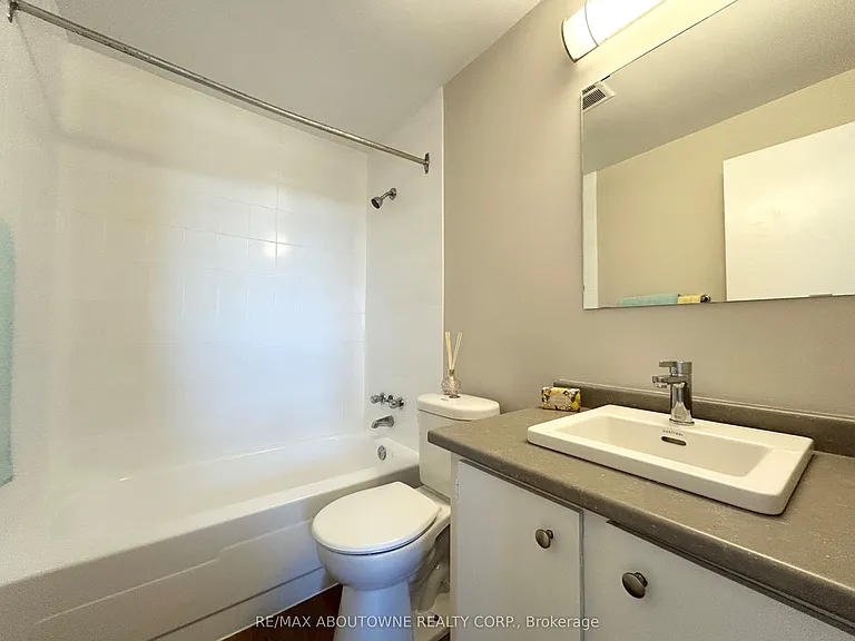 10 Overlea Dr #1114 — Photo 12