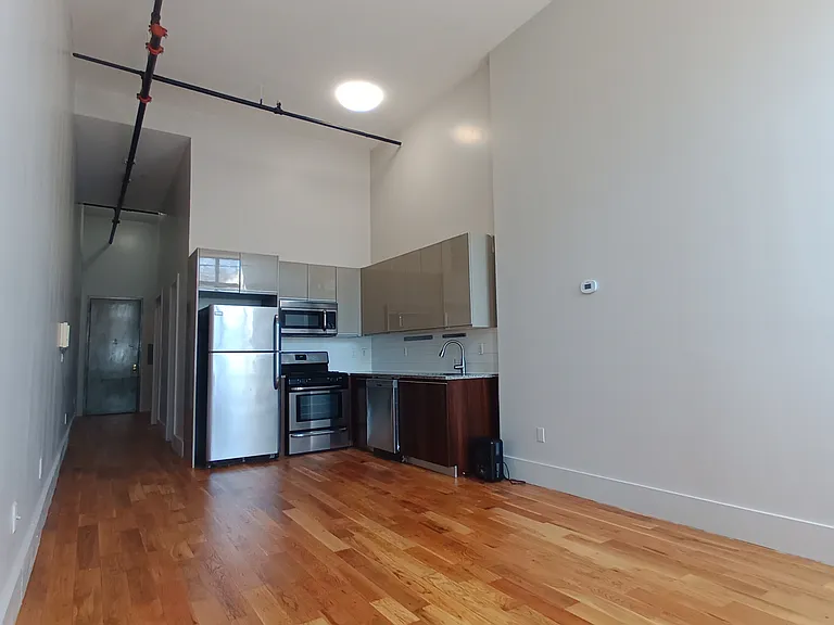 41 Kosciuszko St #109 — Photo 2