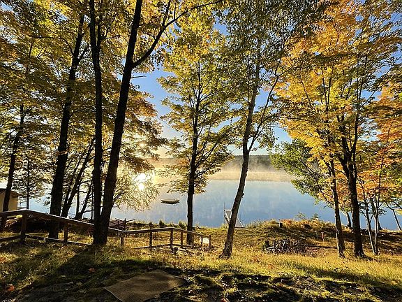 5th image of 154 W Camp Lake Rd