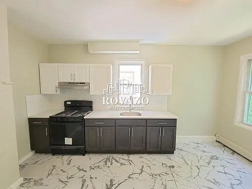 525 21st St Photo 1