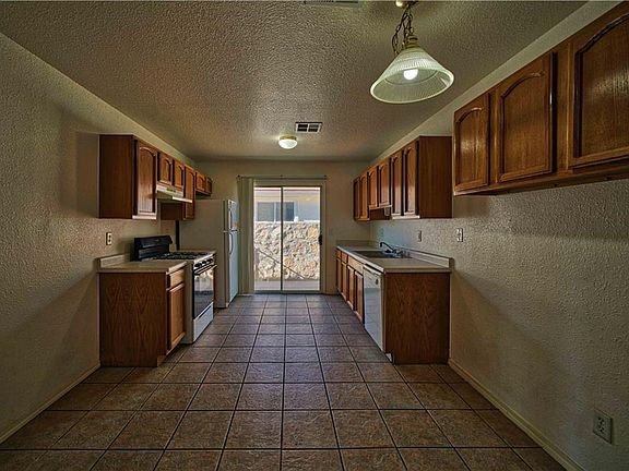 5th image of 3100 Manny Aguilera Dr