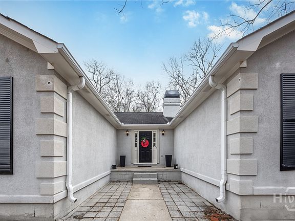 3rd image of 149 Buttonwood Loop