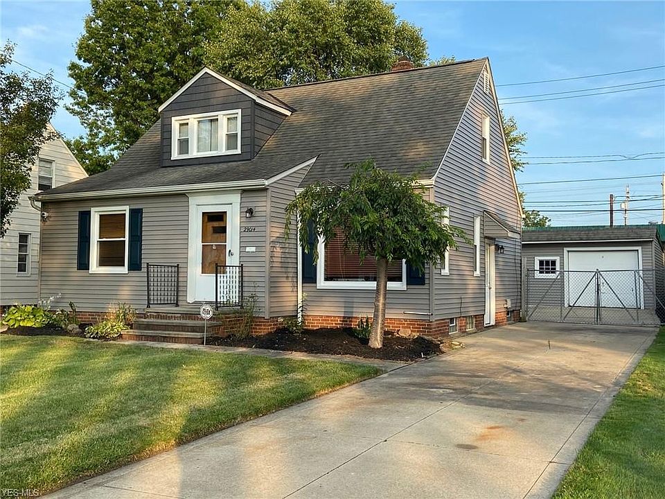1st image of 29014 Foxboro St