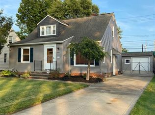 29014 Foxboro St, Eastlake, OH 44095