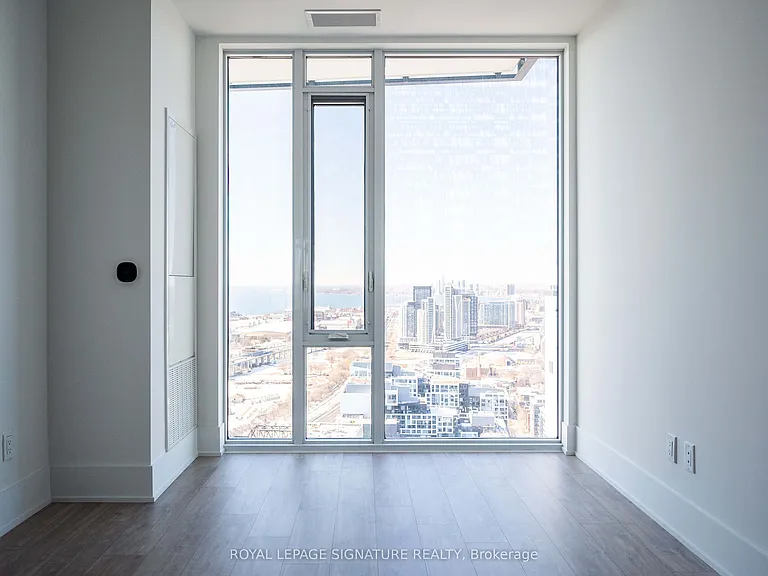 470 Front St W #3503 — Photo 8