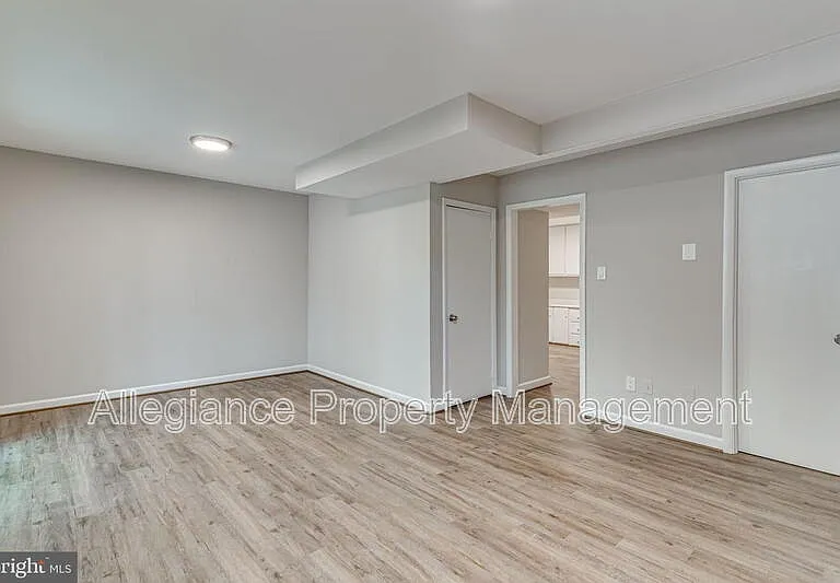 3374 Breckenridge Ct — Photo 30