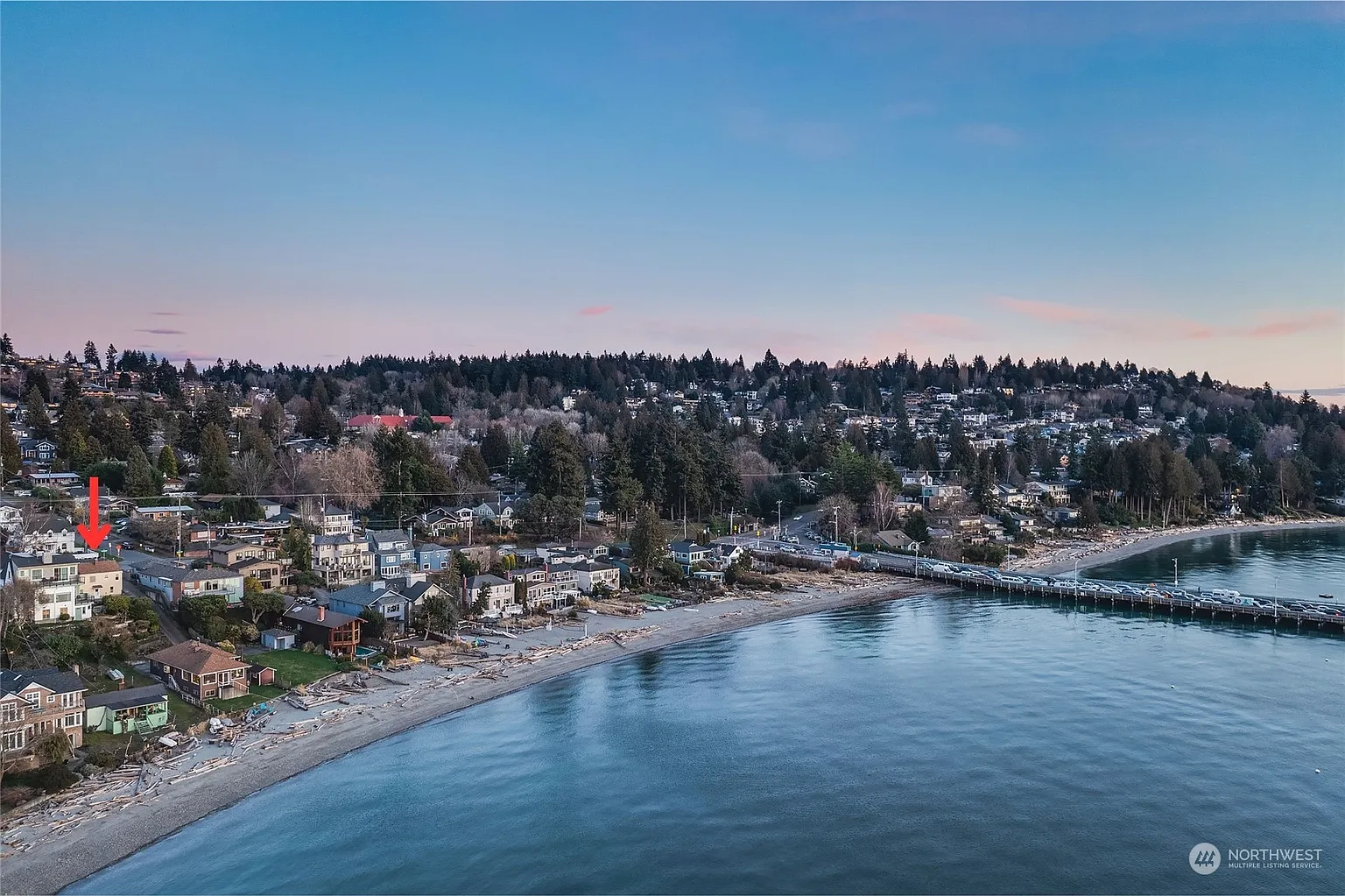 8659 Fauntleroy Way SW photo 1