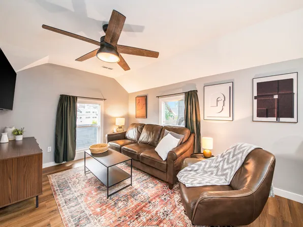 415 6th St NW, Grand Rapids, MI