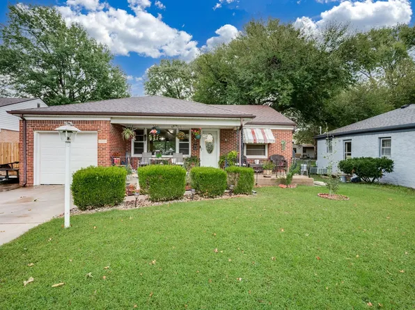 1038 S Fabrique Dr, Wichita, KS 67218