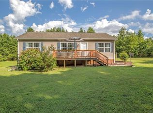 22060 Cabin Point Rd, Disputanta, VA 23842
