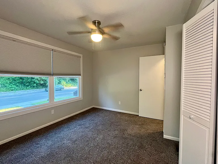 523 Cedar St NE #523 — Photo 13